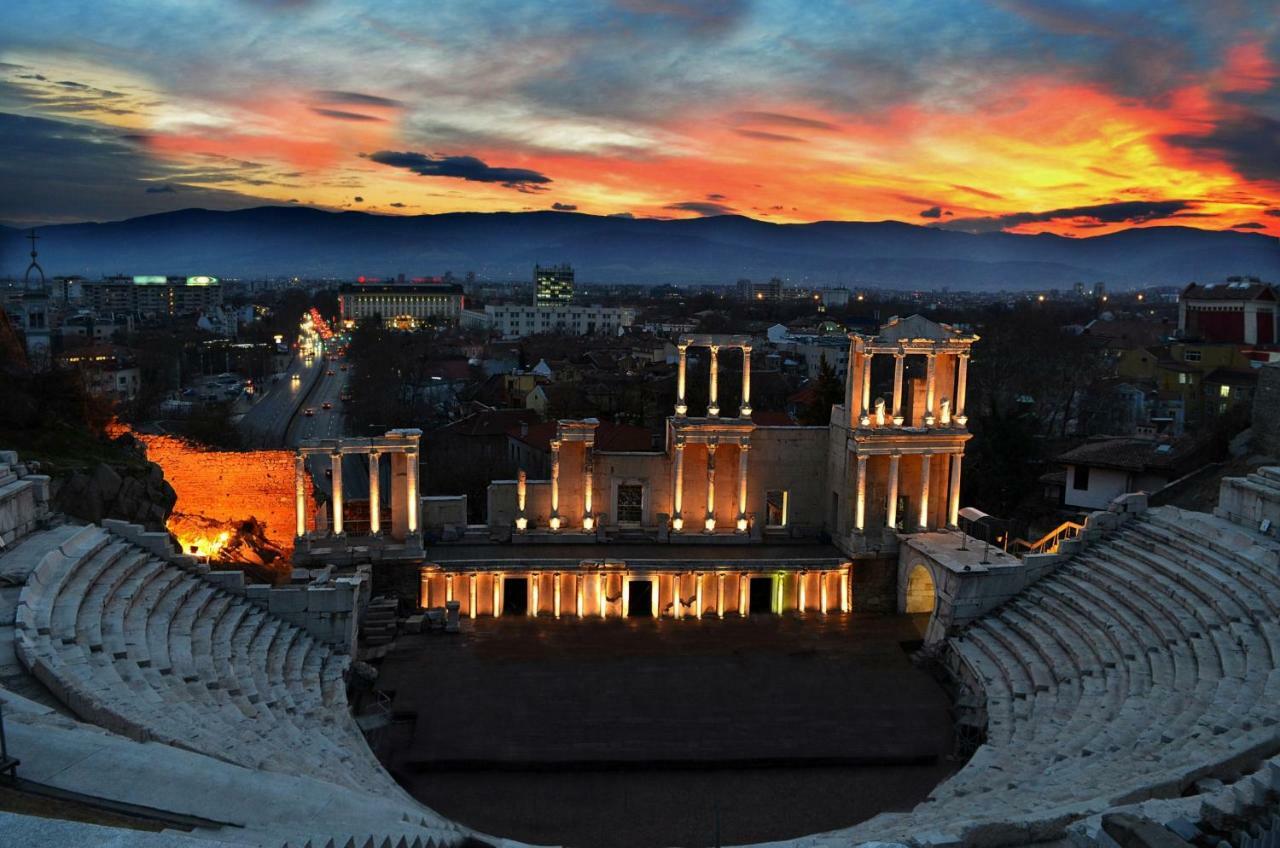 Plovdiv City Center Kapana With Garage ภายนอก รูปภาพ