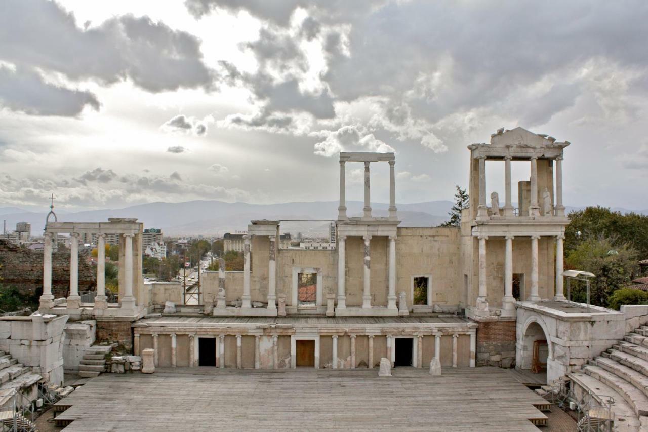 Plovdiv City Center Kapana With Garage ภายนอก รูปภาพ